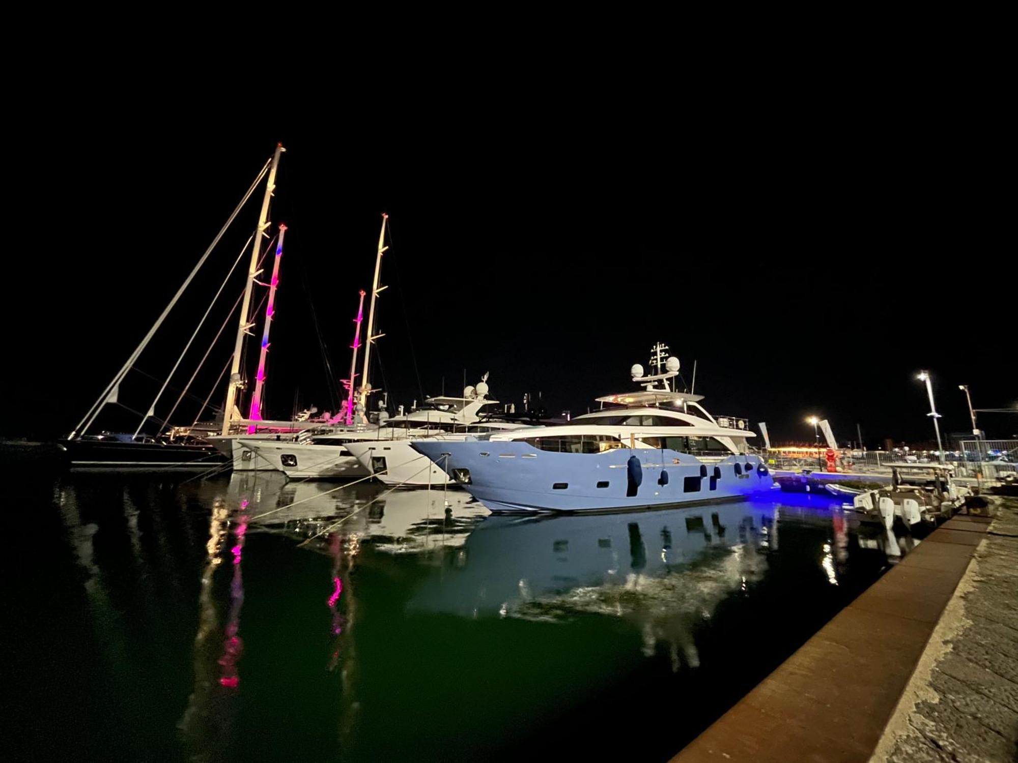 Ammos Suite Sorrento Coast 卡斯特拉玛雷帝斯达比亚 外观 照片